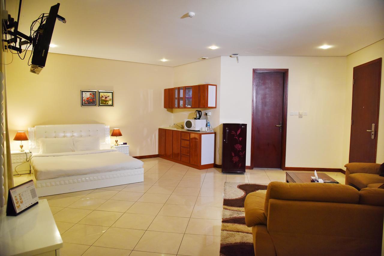 Al Hamra Plaza Apartment Manama Bilik gambar
