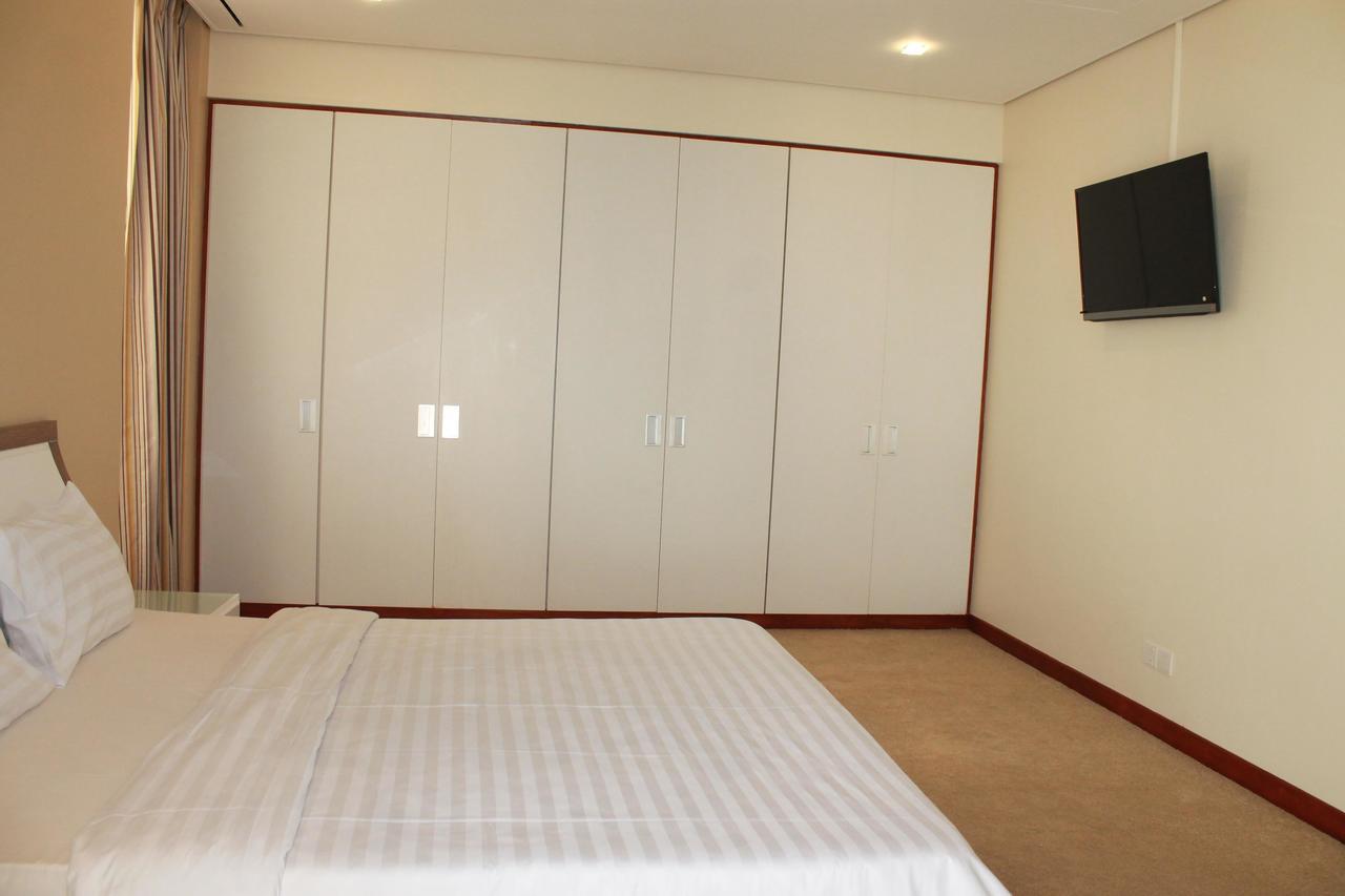 Al Hamra Plaza Apartment Manama Luaran gambar